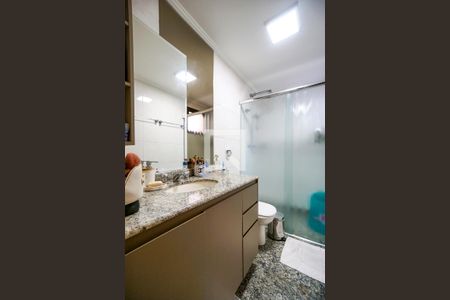 Apartamento para alugar com 122m², 3 quartos e sem vaga Apartamento para alugar com 122m², 3 quartos e sem vagaBanheiro social