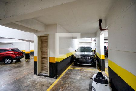 Apartamento para alugar com 122m², 3 quartos e sem vaga Apartamento para alugar com 122m², 3 quartos e sem vagaGaragem