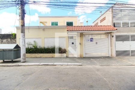 Apartamento à venda com 34m², 1 quarto e 1 vaga Apartamento à venda com 34m², 1 quarto e 1 vagaPlaquinha + Fachada