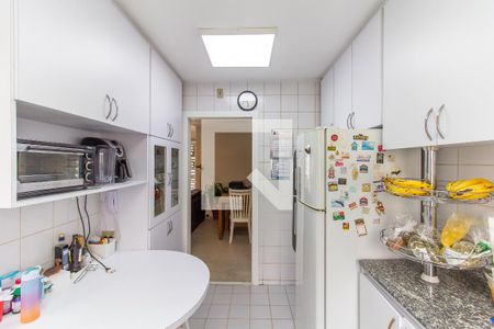 Apartamento à venda com 76m², 2 quartos e 2 vagasCozinha