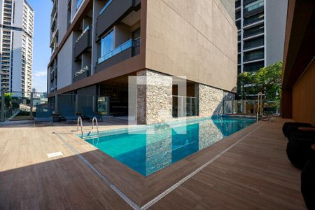 Studio para alugar com 25m², 1 quarto e sem vagaPiscina