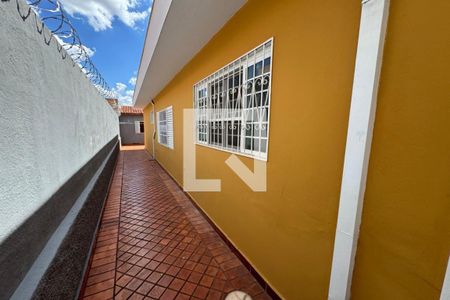 Quintal - Varanda de casa para alugar com 5 quartos, 360m² em Jardim Mosteiro, Ribeirão Preto