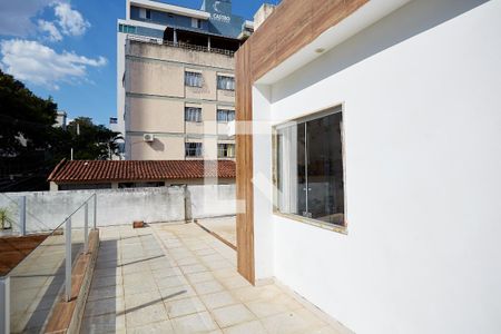Casa à venda com 280m², 6 quartos e 2 vagasSala 2 varanda