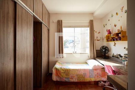 Casa à venda com 280m², 6 quartos e 2 vagasQuarto 