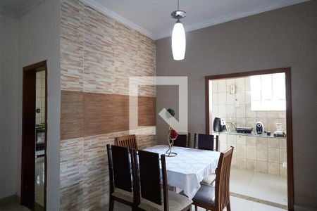 Casa à venda com 280m², 6 quartos e 2 vagasSala de Jantar