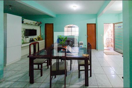 Casa à venda com 200m², 4 quartos e sem vagaCasa 2 - Sala