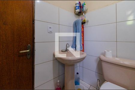Casa à venda com 200m², 4 quartos e sem vagaCasa 2 - Banheiro