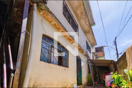 Casa à venda com 200m², 4 quartos e sem vagaÁrea externa