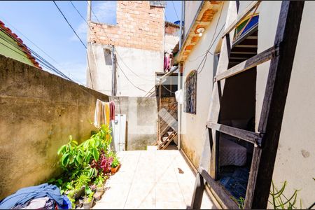 Casa à venda com 200m², 4 quartos e sem vagaÁrea externa