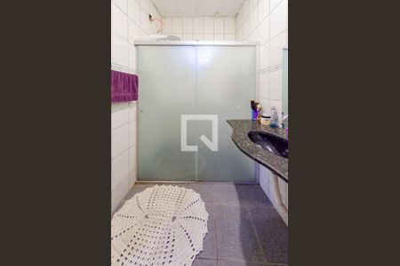 Casa à venda com 200m², 4 quartos e sem vagaBanheiro