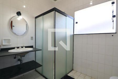 Casa para alugar com 700m², 6 quartos e 14 vagas Casa para alugar com 700m², 6 quartos e 14 vagasBanheiro Suíte 3