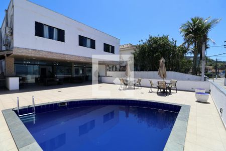 Casa para alugar com 700m², 6 quartos e 14 vagas Casa para alugar com 700m², 6 quartos e 14 vagasVaranda