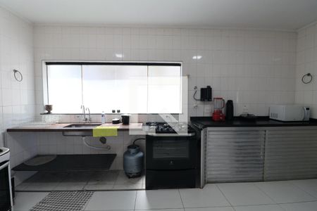 Casa para alugar com 700m², 6 quartos e 14 vagas Casa para alugar com 700m², 6 quartos e 14 vagasCozinha