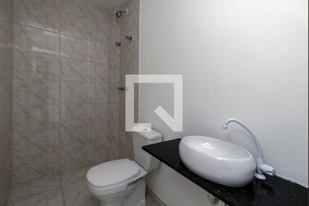 banheiro social_1 de apartamento para alugar com 2 quartos, 50m² em Vila Moinho Velho, São Paulo