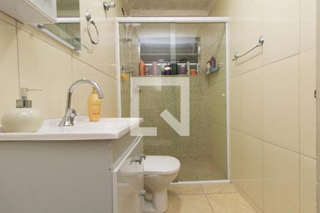 Casa à venda com 250m², 5 quartos e 2 vagasCasa 1: Banheiro 2