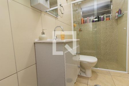 Casa à venda com 250m², 5 quartos e 2 vagasCasa 1: Banheiro 2