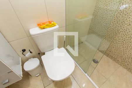 Casa à venda com 250m², 5 quartos e 2 vagasCasa 1: Banheiro 2