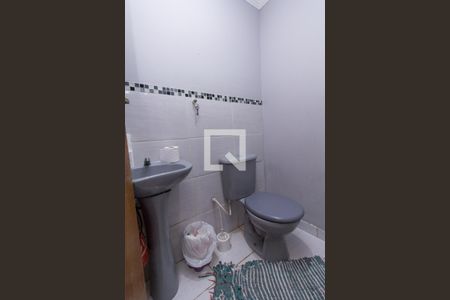 Casa à venda com 250m², 5 quartos e 2 vagasCasa 2: Banheiro 5