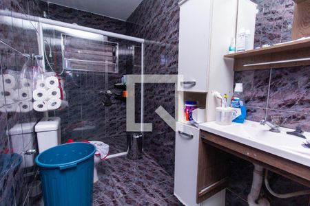 Casa à venda com 250m², 5 quartos e 2 vagasCasa 2: Banheiro da suíte 5