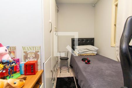 Casa à venda com 250m², 5 quartos e 2 vagasCasa 1: Quarto 2