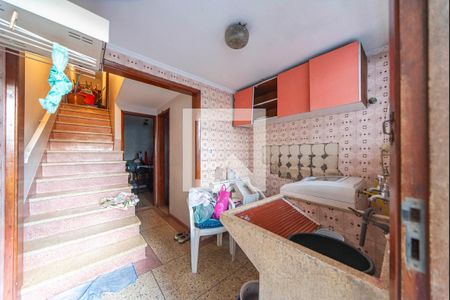 Casa à venda com 210m², 3 quartos e 2 vagasÁrea de Serviço