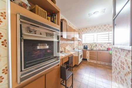 Casa à venda com 210m², 3 quartos e 2 vagasCozinha