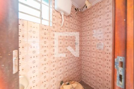 Casa à venda com 210m², 3 quartos e 2 vagasBanheiro de serviço