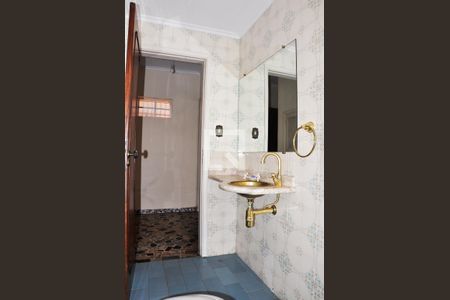 Casa à venda com 243m², 3 quartos e 3 vagasDetalhe - Banheiro Social