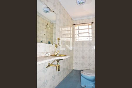 Casa à venda com 243m², 3 quartos e 3 vagasDetalhe - Banheiro Social