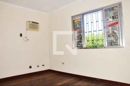 Casa à venda com 243m², 3 quartos e 3 vagasDetalhe - Quartos 02