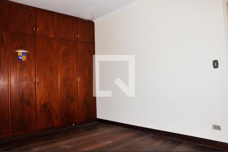 Casa à venda com 243m², 3 quartos e 3 vagasDetalhe - Quartos 02
