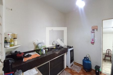 Casa à venda com 178m², 3 quartos e 3 vagas Casa à venda com 178m², 3 quartos e 3 vagasCozinha