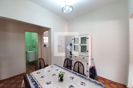 Casa à venda com 178m², 3 quartos e 3 vagas Casa à venda com 178m², 3 quartos e 3 vagasCopa