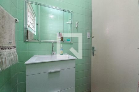 Casa à venda com 178m², 3 quartos e 3 vagas Casa à venda com 178m², 3 quartos e 3 vagasBanheiro