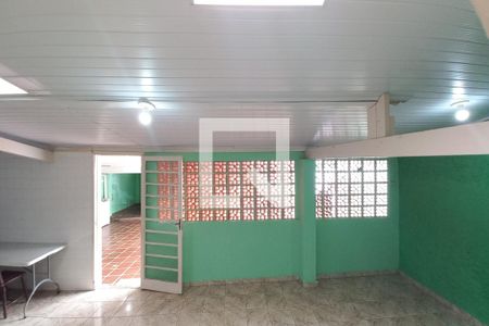 Casa à venda com 178m², 3 quartos e 3 vagas Casa à venda com 178m², 3 quartos e 3 vagasVista do Quarto 3