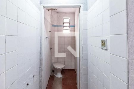 Casa à venda com 300m², 6 quartos e 4 vagas Casa à venda com 300m², 6 quartos e 4 vagasBanheiro do Salão