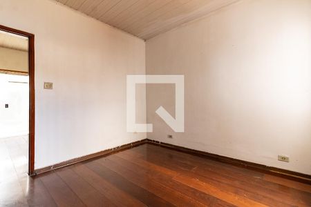 Casa à venda com 300m², 6 quartos e 4 vagas Casa à venda com 300m², 6 quartos e 4 vagasQuarto da Casa 3