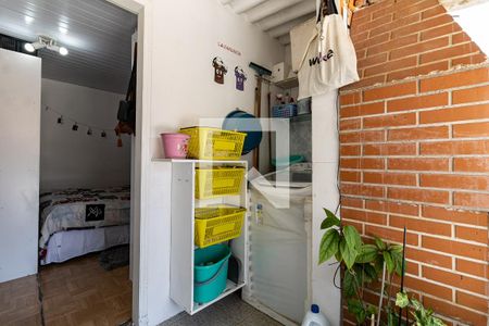 Casa à venda com 300m², 6 quartos e 4 vagas Casa à venda com 300m², 6 quartos e 4 vagasLavanderia - Edícula/Terraço