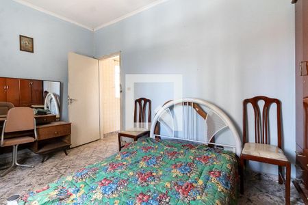 Casa à venda com 300m², 6 quartos e 4 vagas Casa à venda com 300m², 6 quartos e 4 vagasQuarto 2 da Casa 1