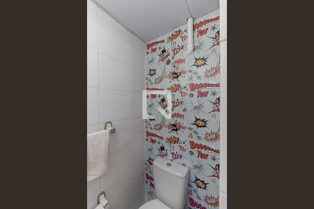 Casa à venda com 300m², 6 quartos e 4 vagas Casa à venda com 300m², 6 quartos e 4 vagasBanheiro da Suíte - Edícula/Terraço