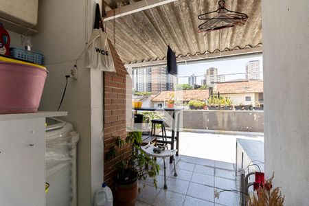 Casa à venda com 300m², 6 quartos e 4 vagas Casa à venda com 300m², 6 quartos e 4 vagasLavanderia - Edícula/Terraço