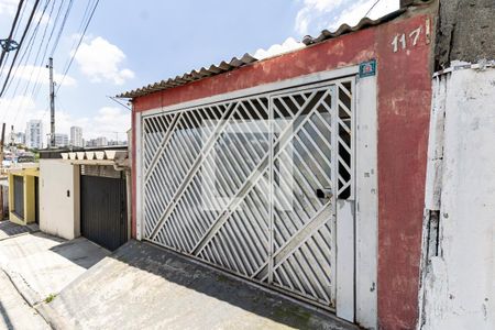 Casa à venda com 300m², 6 quartos e 4 vagas Casa à venda com 300m², 6 quartos e 4 vagasEntrada da Casa 3