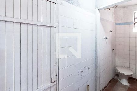 Casa à venda com 300m², 6 quartos e 4 vagas Casa à venda com 300m², 6 quartos e 4 vagasBanheiro do Salão