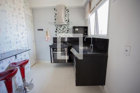 Apartamento à venda com 110m², 3 quartos e 2 vagas Apartamento à venda com 110m², 3 quartos e 2 vagasCOZINHA