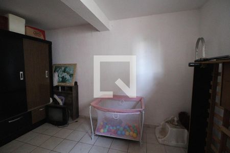 Casa à venda com 277m², 2 quartos e 2 vagasEdícula