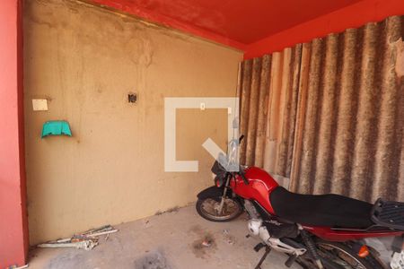 Casa à venda com 277m², 2 quartos e 2 vagasGaragem
