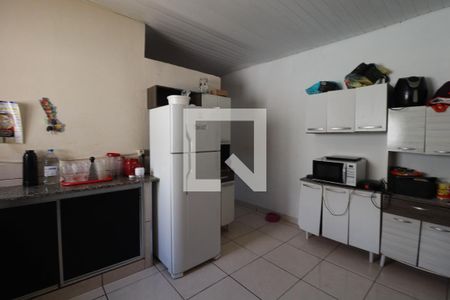 Casa à venda com 277m², 2 quartos e 2 vagasCozinha e Área de Serviço