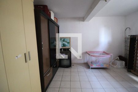 Casa à venda com 277m², 2 quartos e 2 vagasEdícula