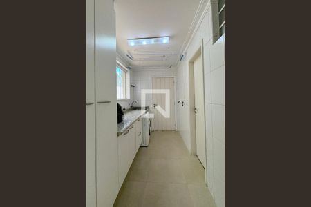 Casa de condomínio à venda com 271m², 4 quartos e 4 vagasÁrea de Serviço