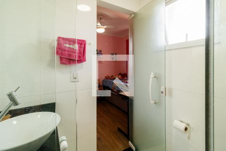 Casa à venda com 140m², 3 quartos e 3 vagas Casa à venda com 140m², 3 quartos e 3 vagasBanheiro da Suíte 2